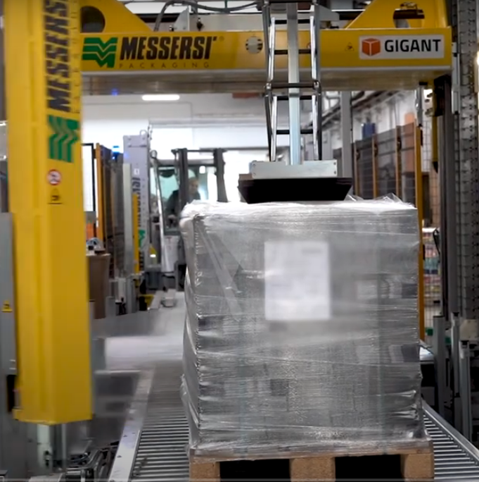 Vollautomatisiertes Paletten Wickeln - Referenzobjekt