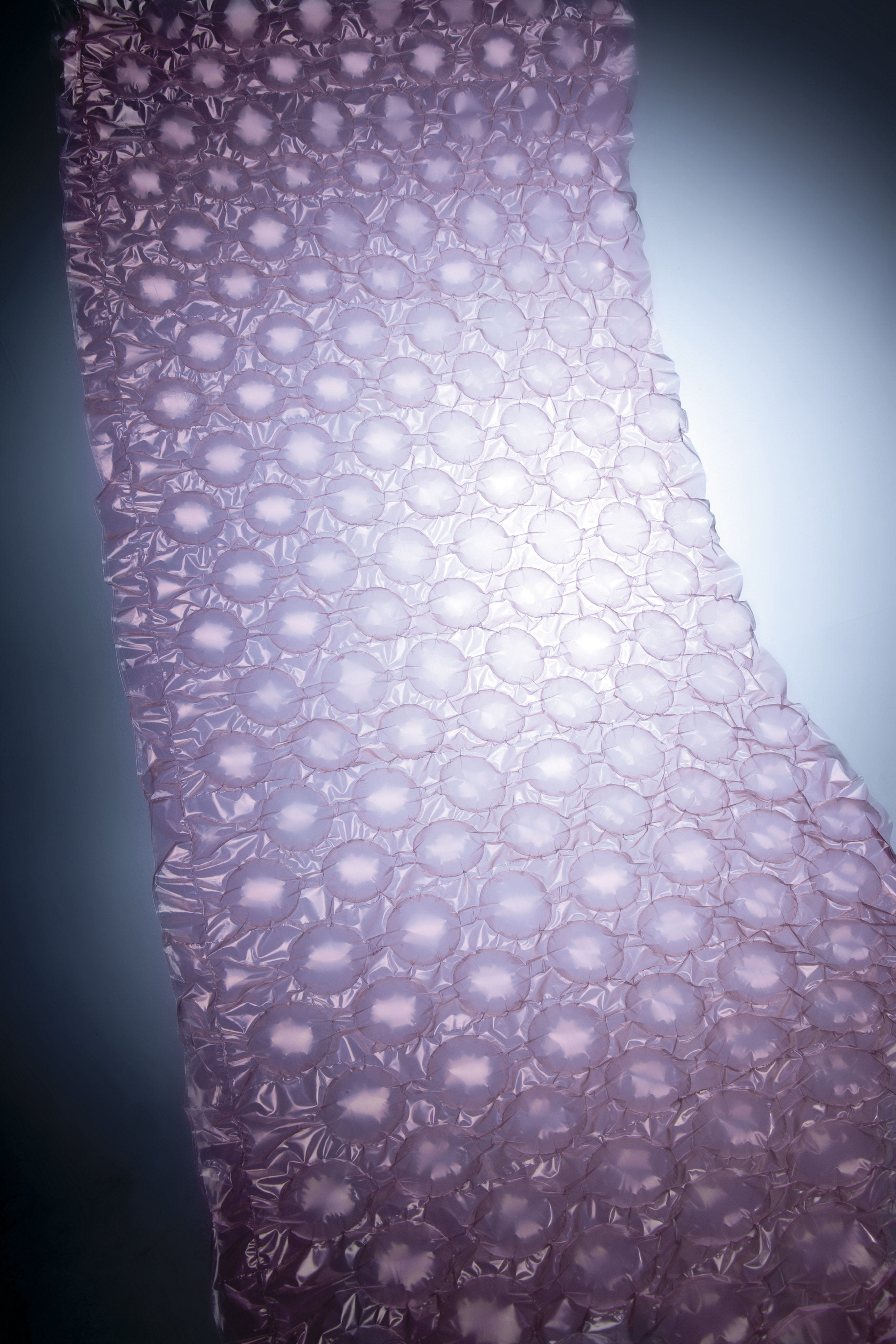 AIRplus-Bubble rosa Luftpolsterfolie von Storopack